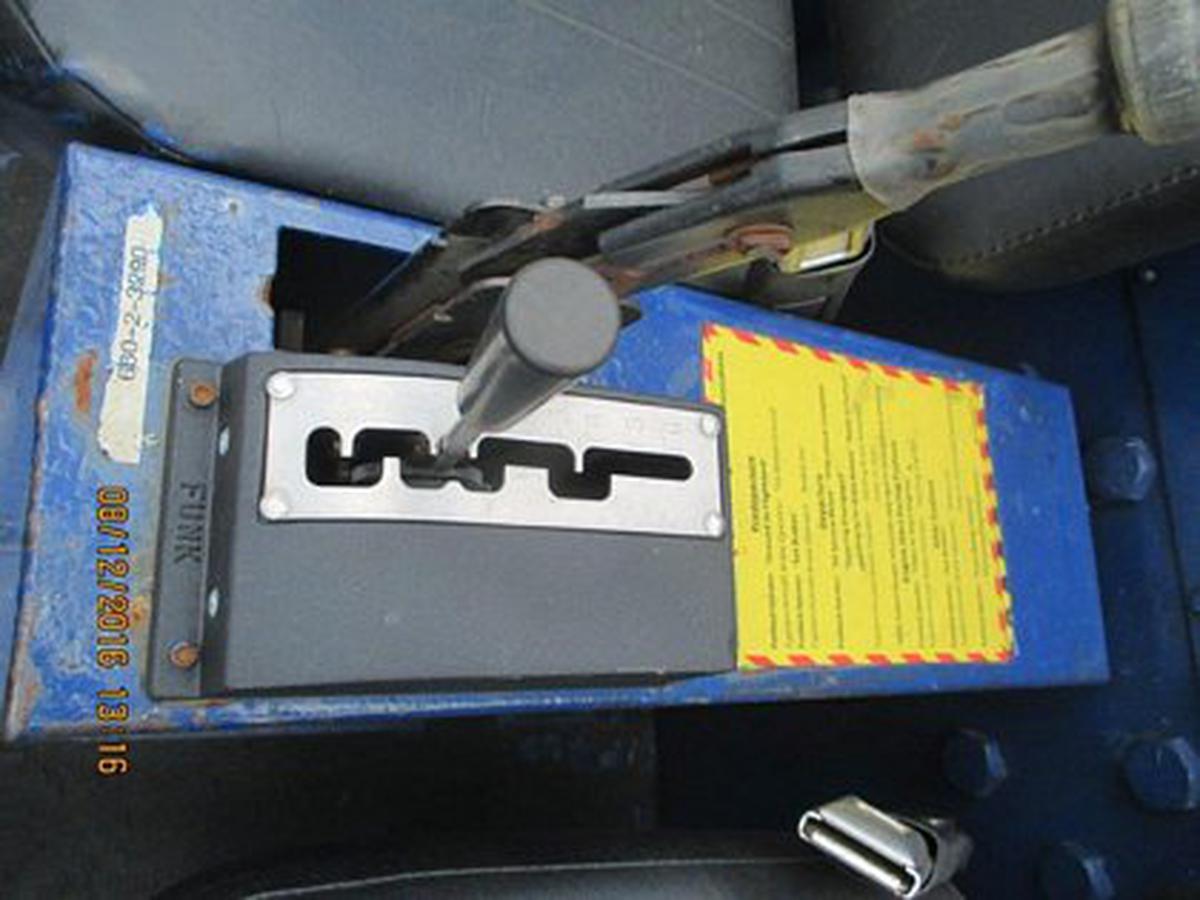 Push Back Tractor S&S GT-50