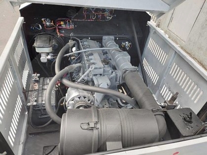 Baggage Tractor S&S BT-345