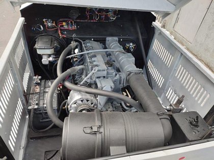 Baggage Tractor S&S BT-345