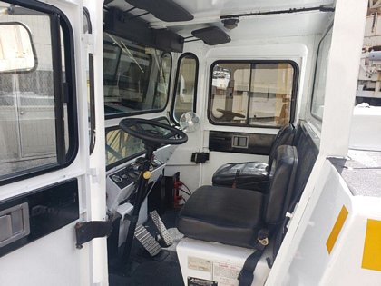 Push Back Tractor FMC B-500