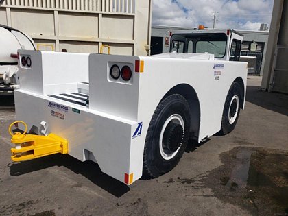 Push Back Tractor FMC B-500