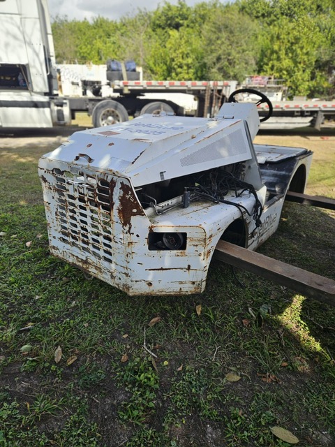 Baggage Tractor Tug  M1A40