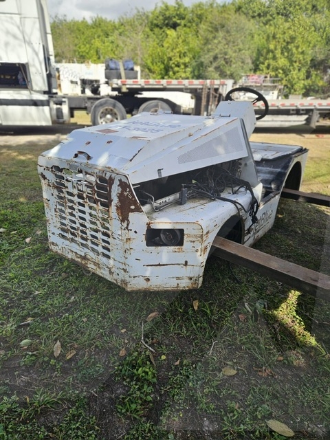 Baggage Tractor Tug  M1A40
