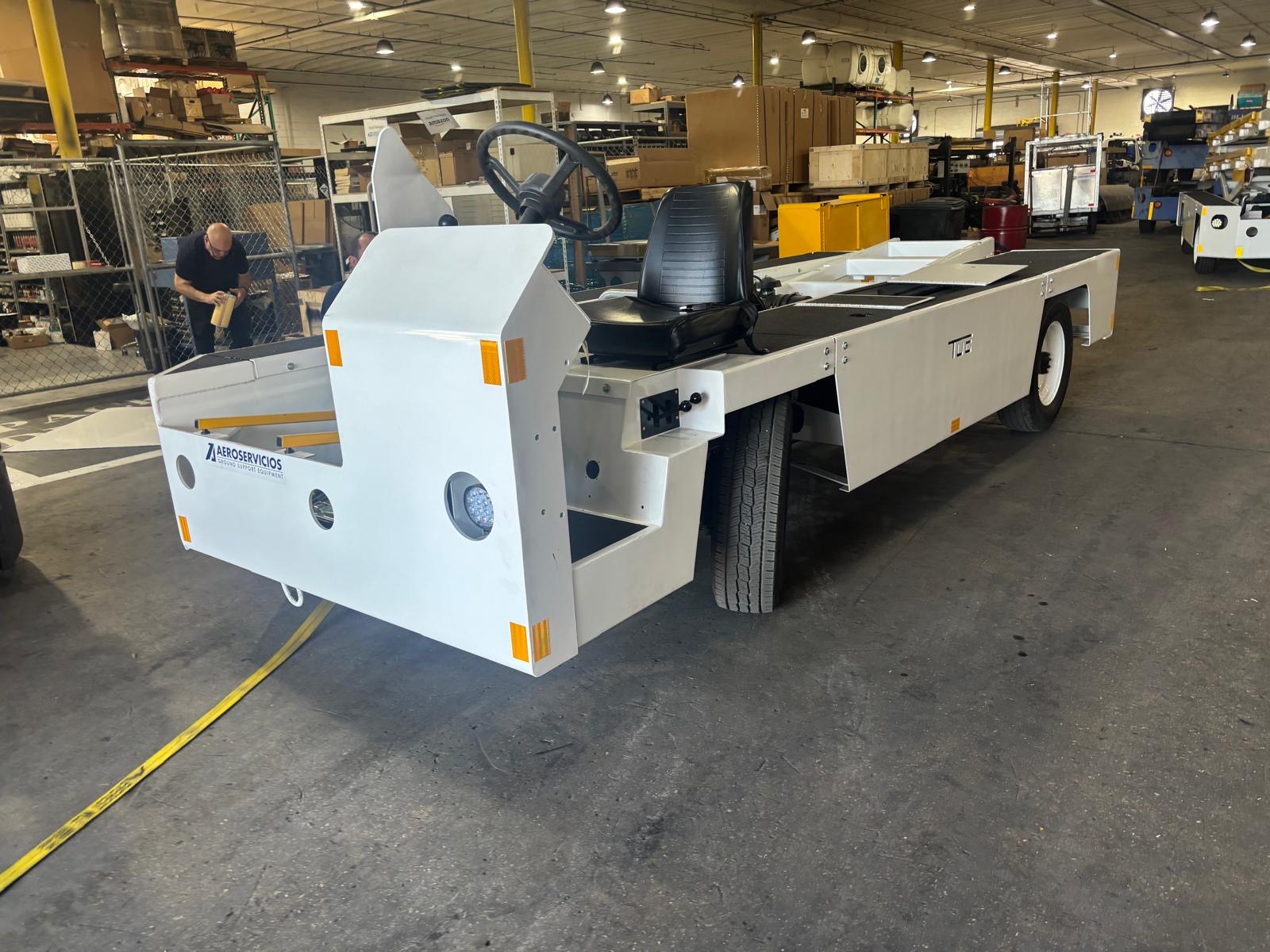Belt Loader Tug 660
