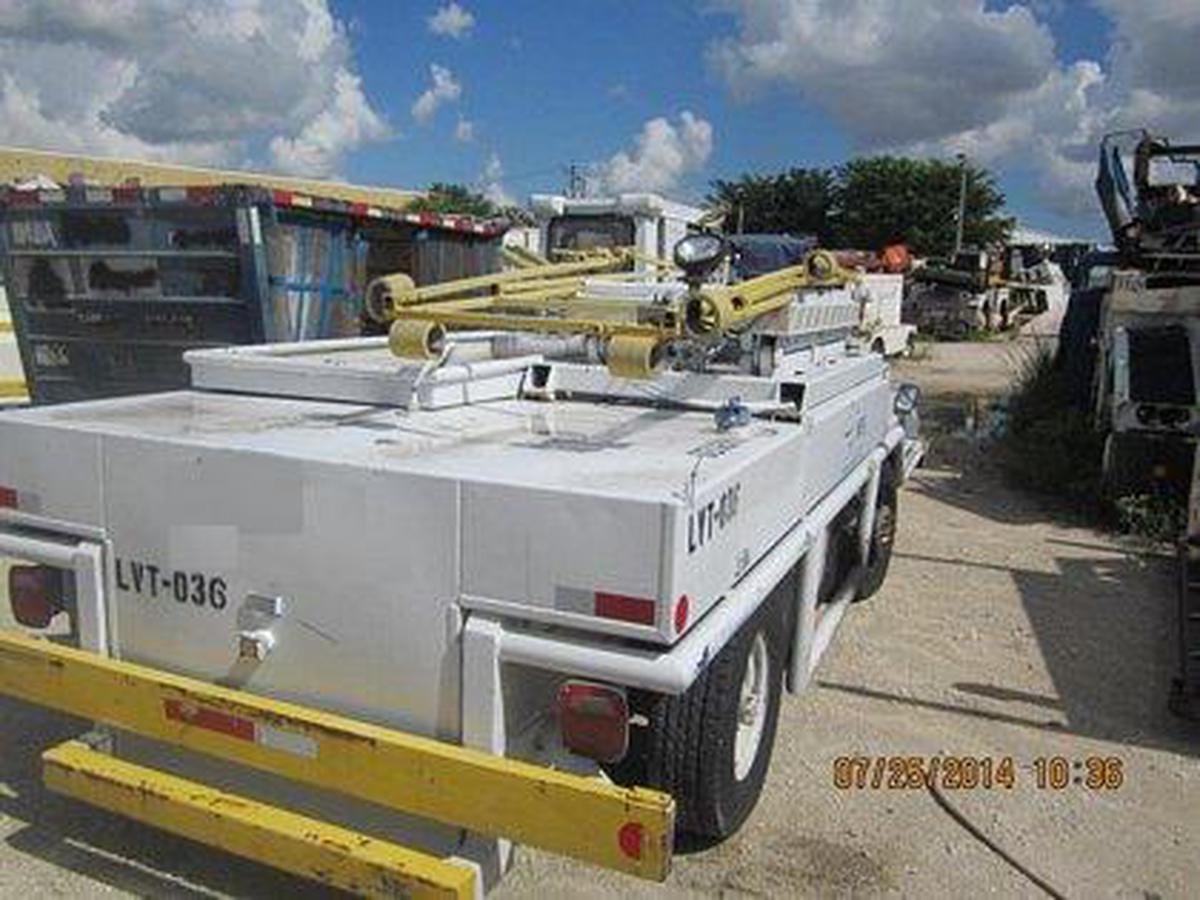 Lavatory Truck ACE 1410-5030