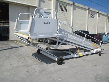 Passenger Stair Towable Clyde 15F2820 2026