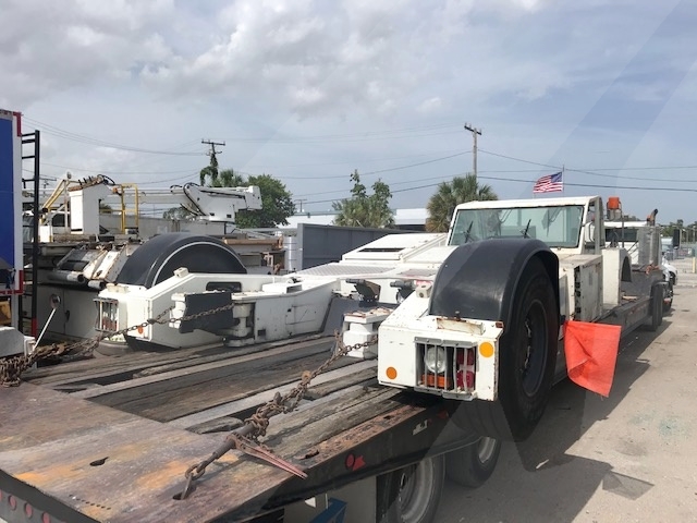 Towbarless Push Back Tractor TLD TPX-200S