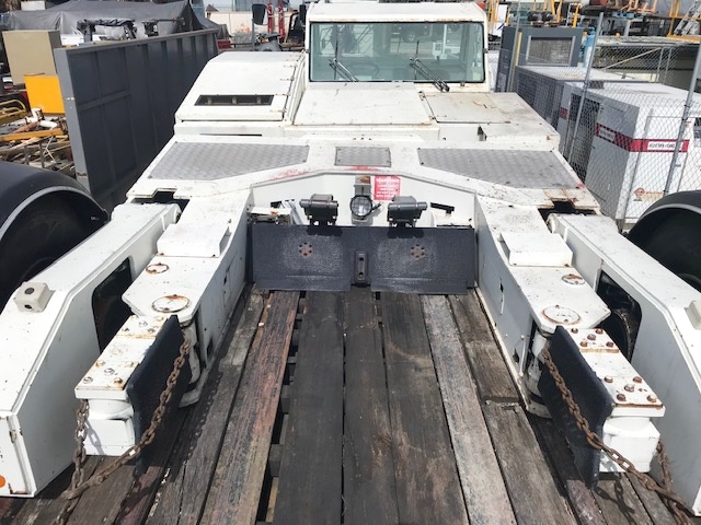 Towbarless Push Back Tractor TLD TPX-200S