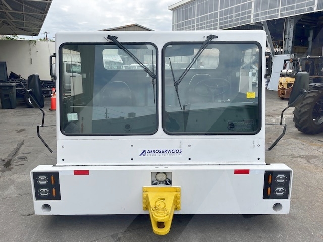 Push Back Tractor FMC B-1200