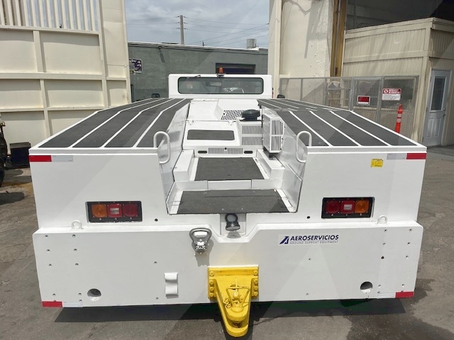 Push Back Tractor FMC B-1200