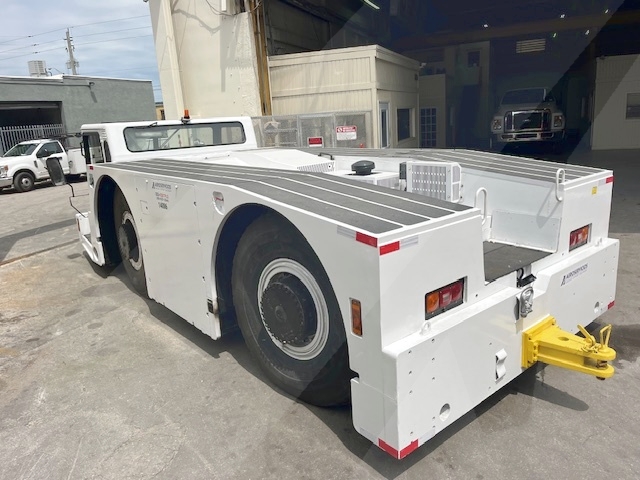 Push Back Tractor FMC B-1200