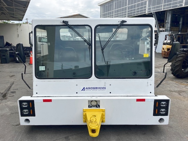 Push Back Tractor FMC B-1200