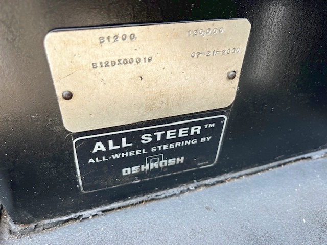 Push Back Tractor FMC B-1200