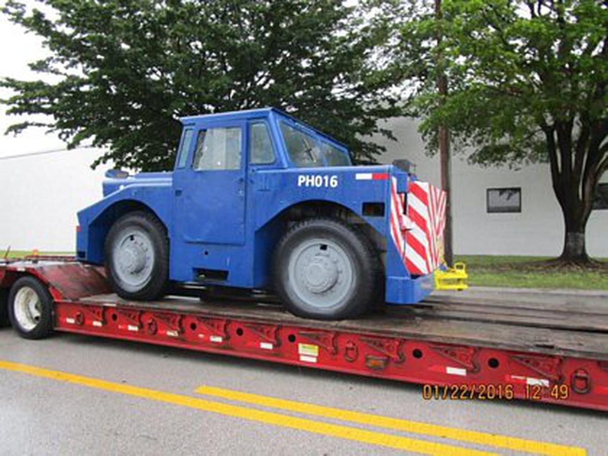 Push Back Tractor Hough-Paymover T-225