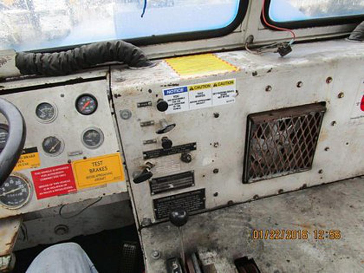 Push Back Tractor Hough-Paymover T-225