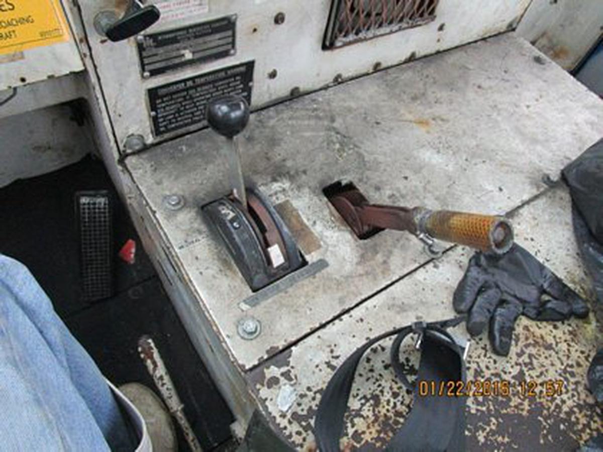 Push Back Tractor Hough-Paymover T-225