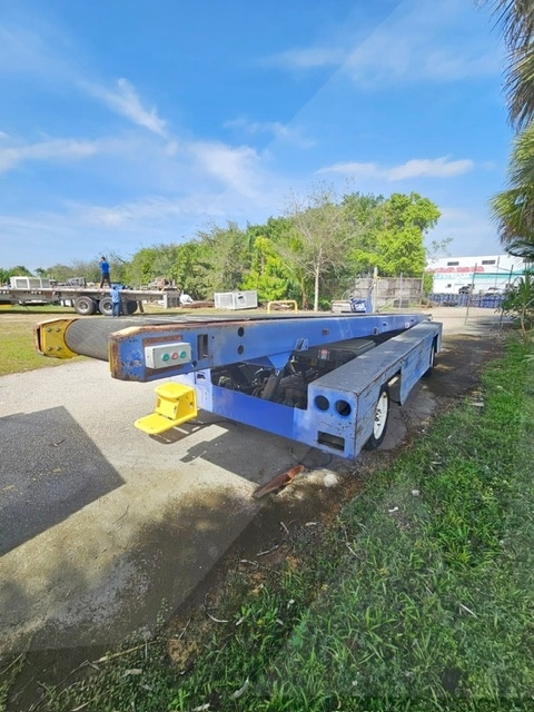 Belt Loader Tug 660E