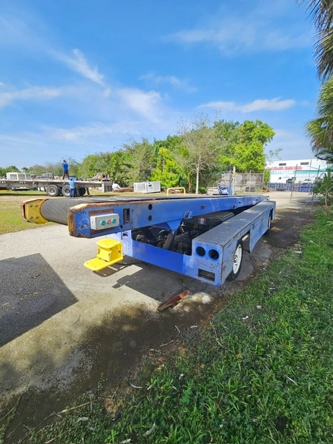 Belt Loader Tug 660E