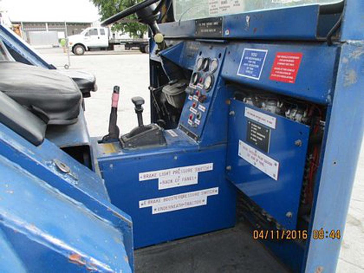 Push Back Tractor S&S GT-60