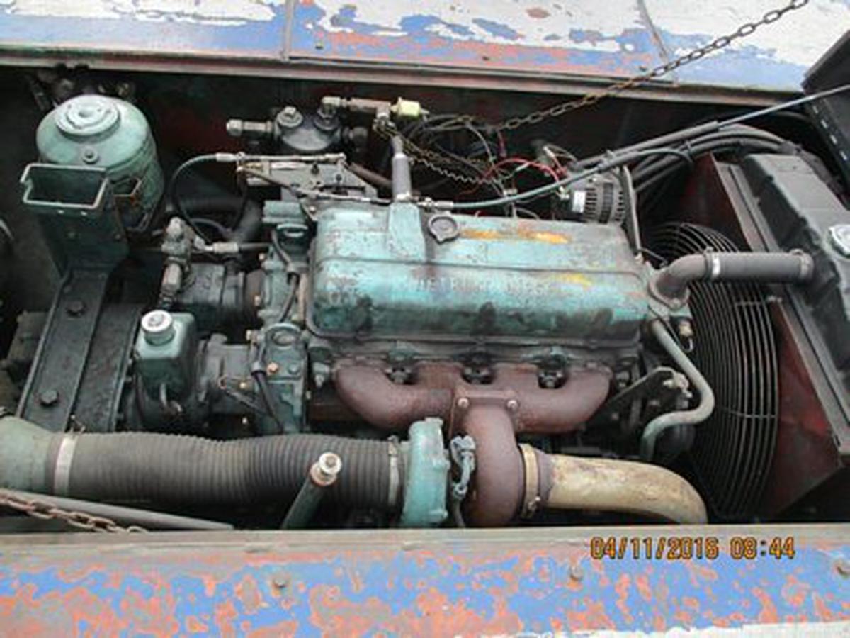 Push Back Tractor S&S GT-60