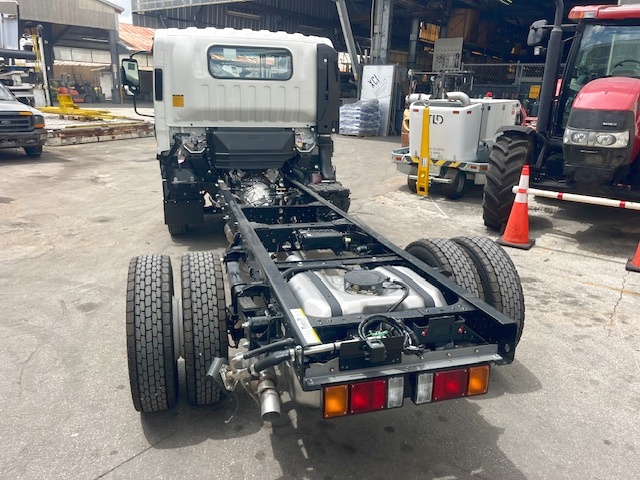 Truck Chassis Isuzu NPR- Gasoline