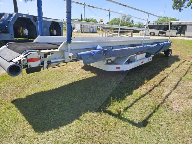 Towable Belt Loader Wasp A01771D-3650