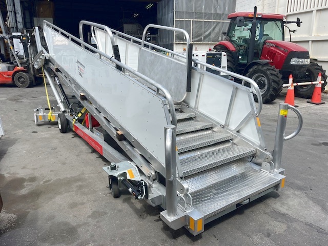 Passenger Stair Towable Standard GSE STD-95-145 2025