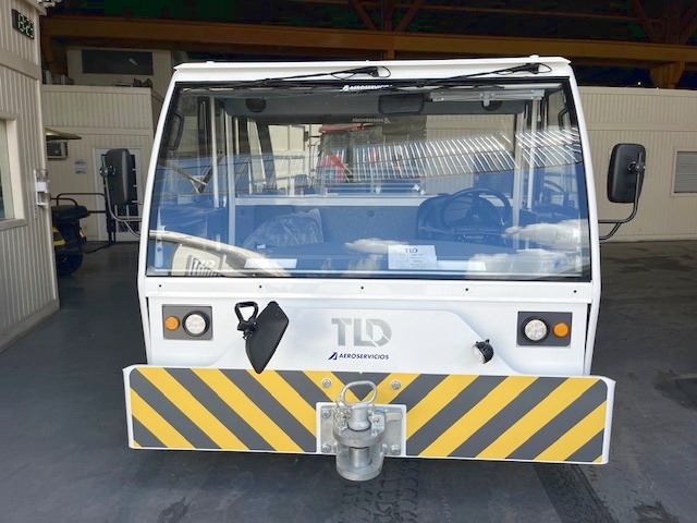 Push Back Tractor TLD TMX-150-15 Tier 4F