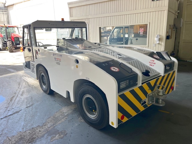 Push Back Tractor TLD TMX-150-15 Tier 4F