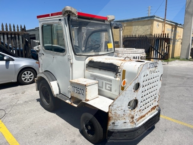 Baggage Tractor Tug MA-30 CAB