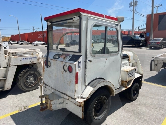 Baggage Tractor Tug MA-30 CAB