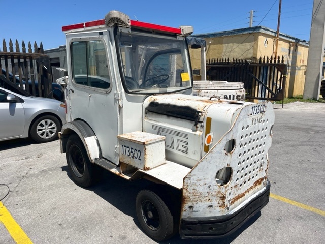Baggage Tractor Tug MA-30 CAB