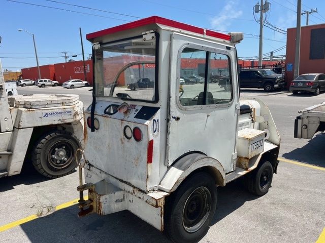 Baggage Tractor Tug MA-30 CAB