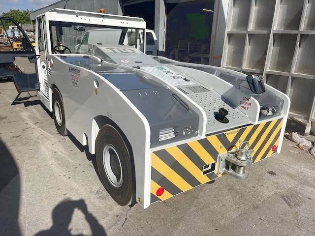 Push Back Tractor TLD TMX-150-15 Tier 4F