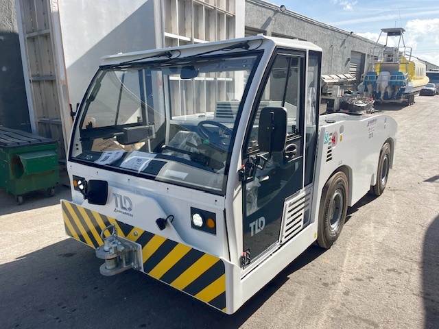 Push Back Tractor TLD TMX-150-15 Tier 4F