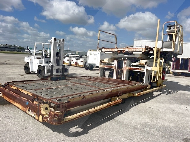 Cargo Loader FMC Commander 15