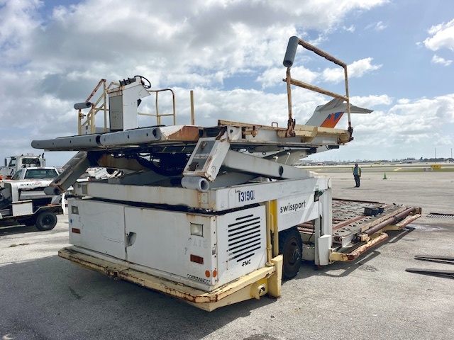 Cargo Loader FMC Commander 15