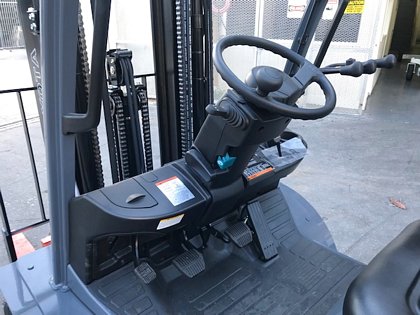 Forklift Toyota 8FGU25 Dual Fuel- 5,000 lb