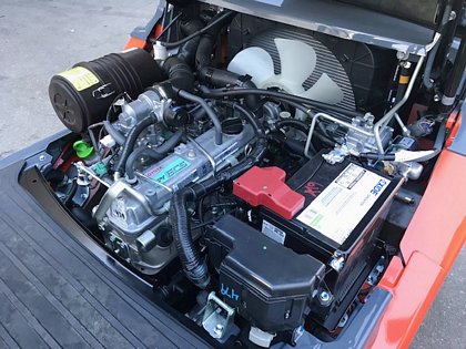 Forklift Toyota 8FGU25 Dual Fuel- 5,000 lb