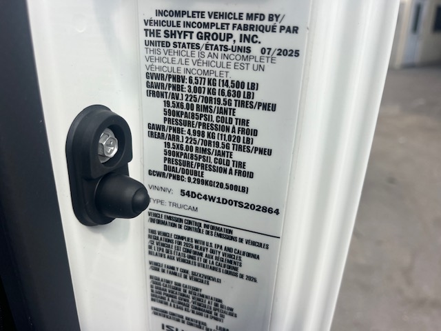 Truck Chassis Isuzu NPR - Gasoline