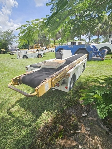 Belt Loader Tug 440-E