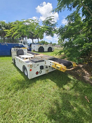 Belt Loader Tug 440-E