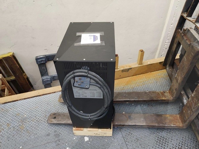 Battery Charger Eagletronic EP 4803- 240 V