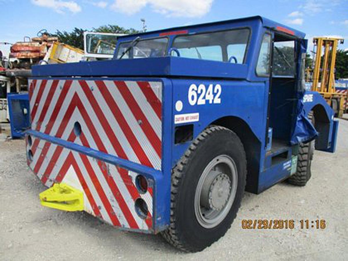 Push Back Tractor Hough-Paymover T-300