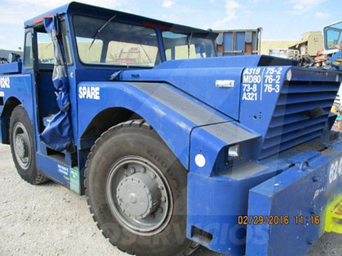 Push Back Tractor Hough-Paymover T-300