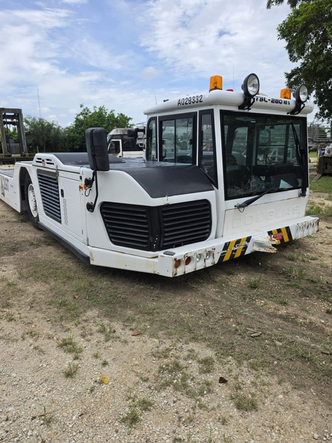 Towbarless Push Back Tractor Douglas TBL280MK6