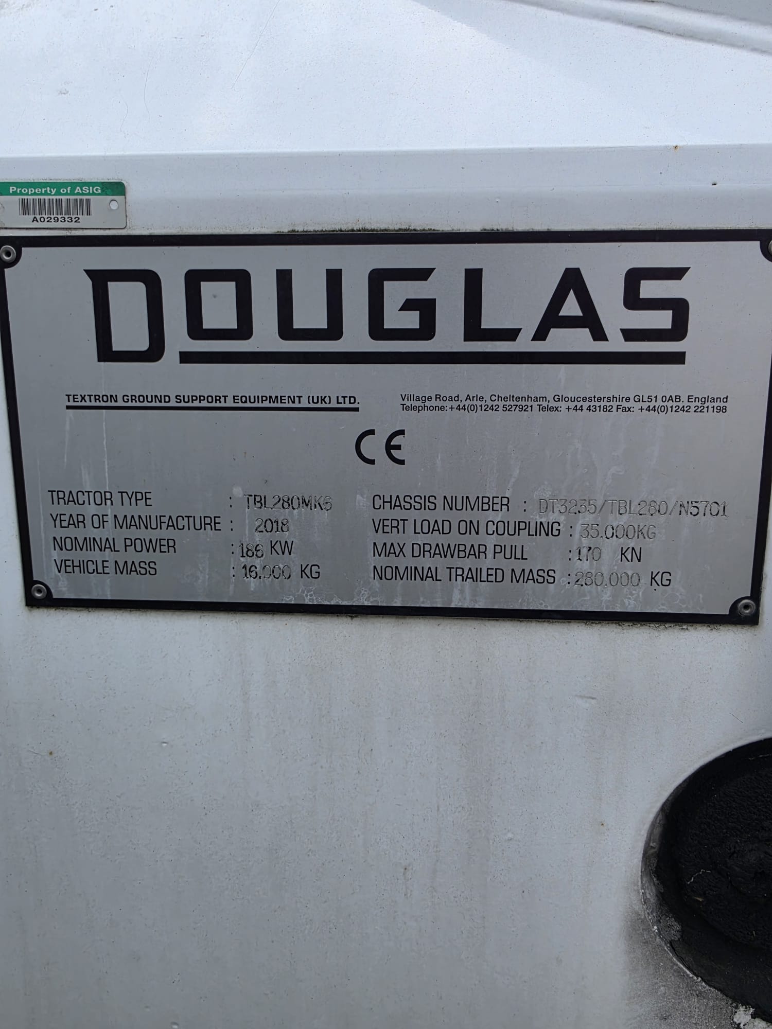 Towbarless Push Back Tractor Douglas TBL280MK6