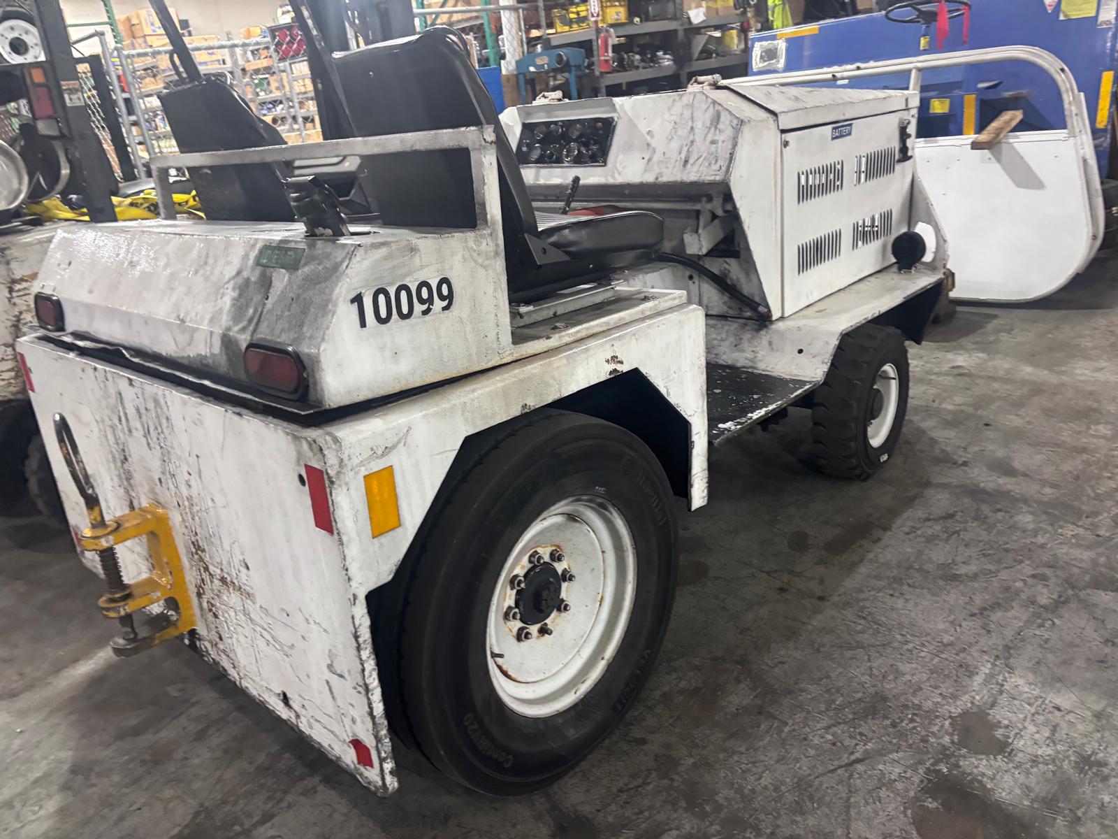 Baggage Tractor S&S BT-345