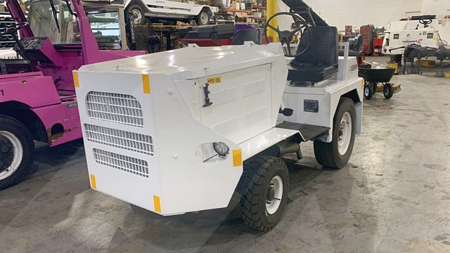 Baggage Tractor S&S BT-345