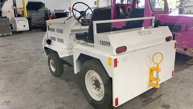 Baggage Tractor S&S BT-345